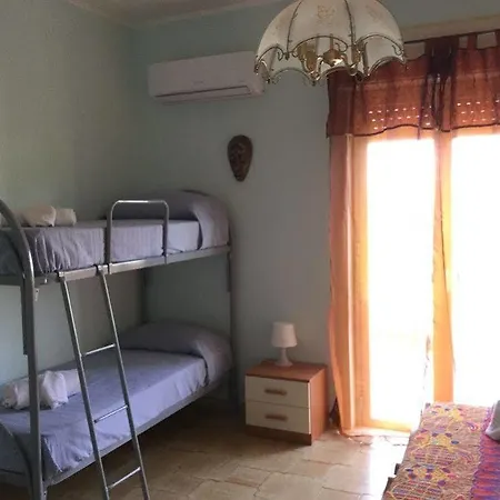 Bed & Breakfast Kaos