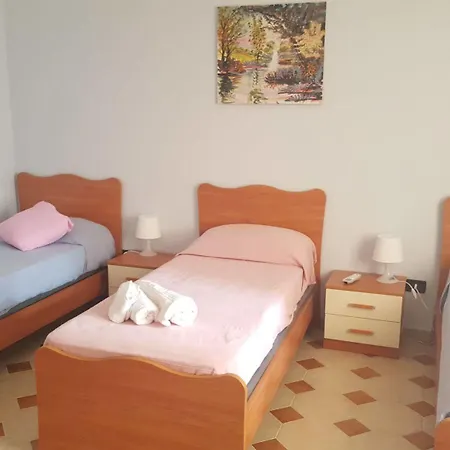 Kaos Bed & Breakfast 3*