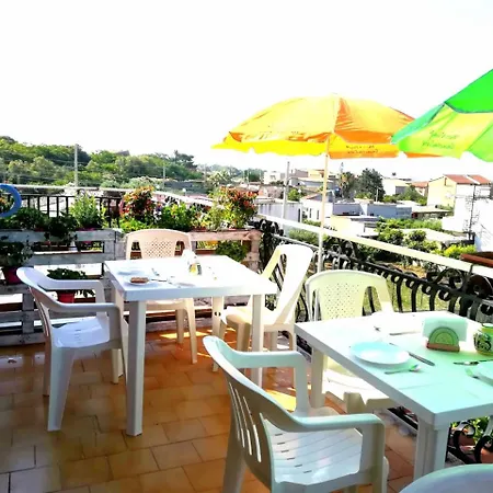 Bed & Breakfast Kaos Villaggio Pirandello